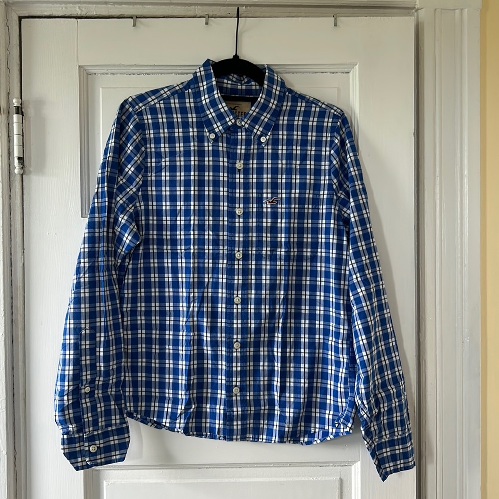 Hollister Long Sleeve Plaid Button Up Collared Shirt